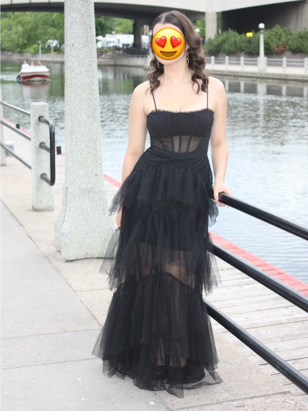 BCBGMaxAzria Black Strapless Tiered Tulle Gown. SZ 8 - Picture 12 of 12